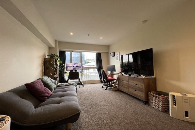 Photo of property in Capital Hill Apartments, 18/54 Hill Street, Thorndon, Wellington, 6011