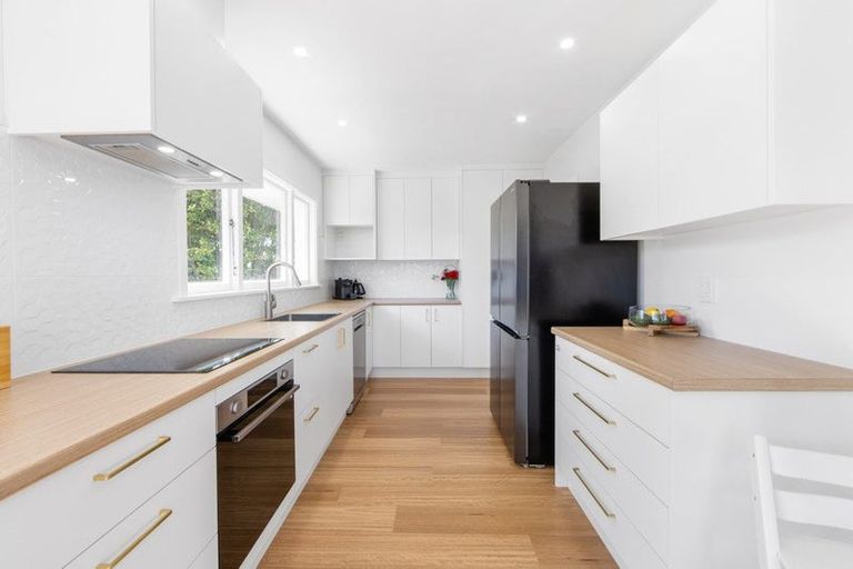 Photo of property in 1/420 Memorial Avenue, Burnside, Christchurch, 8053