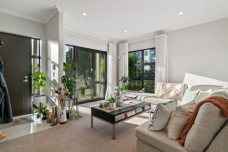 Photo of property in 7 Matairangi Avenue, Totara Heights, Auckland, 2105