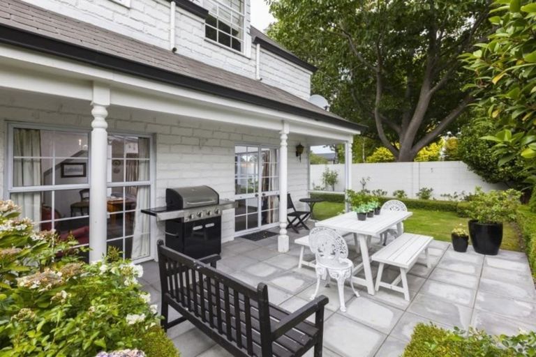 Photo of property in 1/244 Memorial Avenue, Burnside, Christchurch, 8053