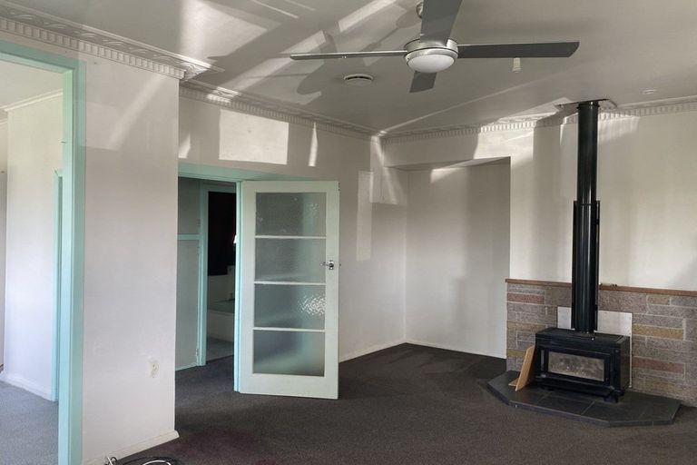 Photo of property in 11 Gordon Road, Papatoetoe, Auckland, 2025