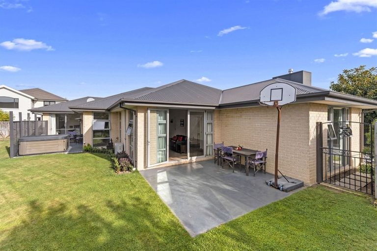 Photo of property in 61 Applefield Court, Northwood, Christchurch, 8051