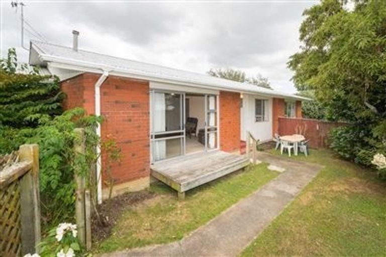 Photo of property in 56 Stillwater Place, Westbrook, Palmerston North, 4412