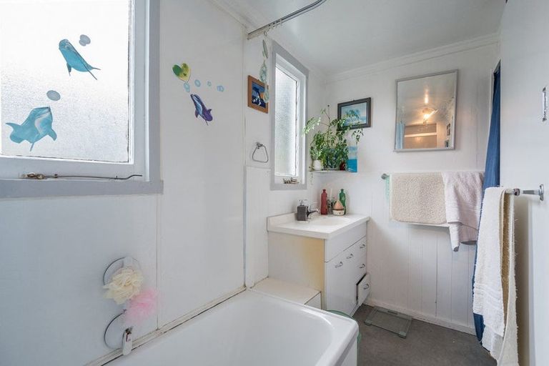 Photo of property in 1/32 Emano Street, Toi Toi, Nelson, 7010