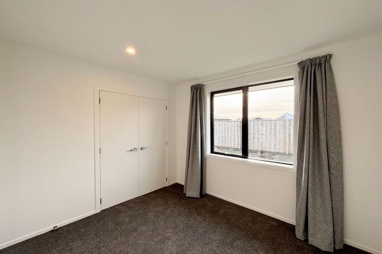 Photo of property in 5 Peak Lane, Halswell, 8025