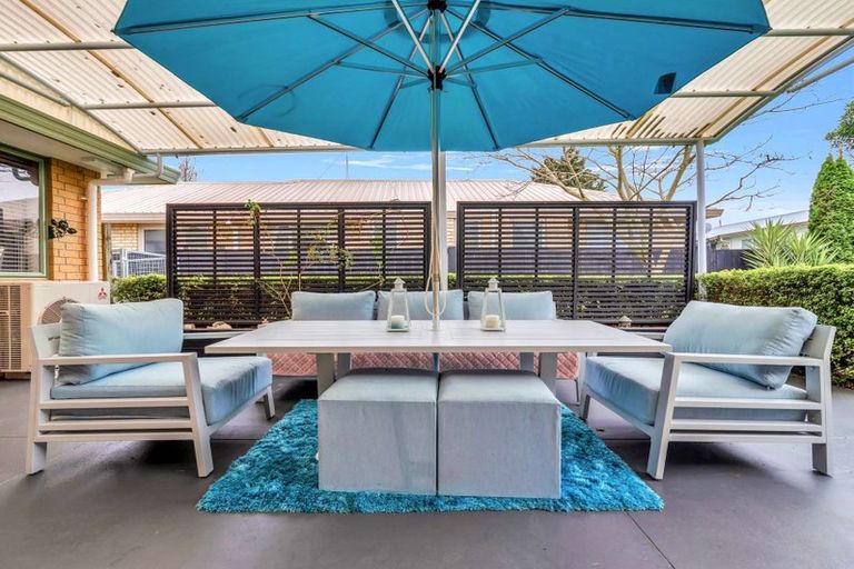 Photo of property in 16 Antrim Place, Nawton, Hamilton, 3200