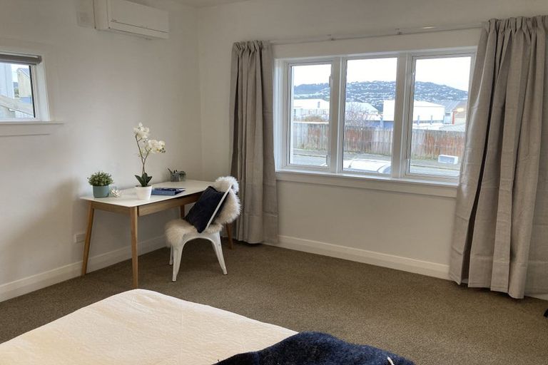 Photo of property in 208 Rongotai Road, Rongotai, Wellington, 6022