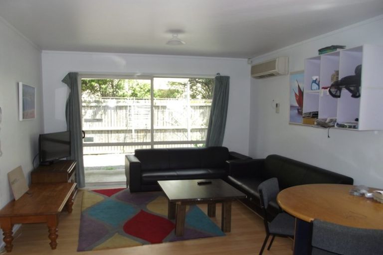 Photo of property in 91 Brockworth Place, Riccarton, Christchurch, 8011