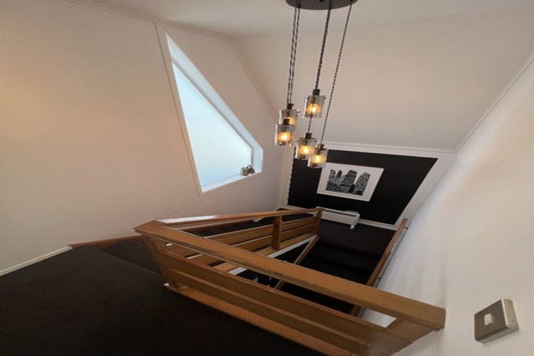 Photo of property in 28 Kilbirnie Crescent, Kilbirnie, Wellington, 6022