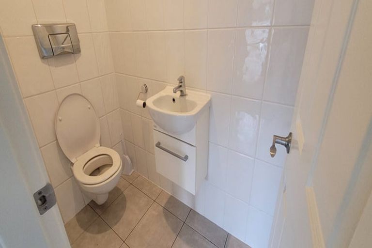 Photo of property in 33 Golden Sands Drive, Papamoa Beach, Papamoa, 3118