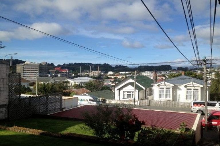 Photo of property in 280 Adelaide Road, Newtown, Wellington, 6021