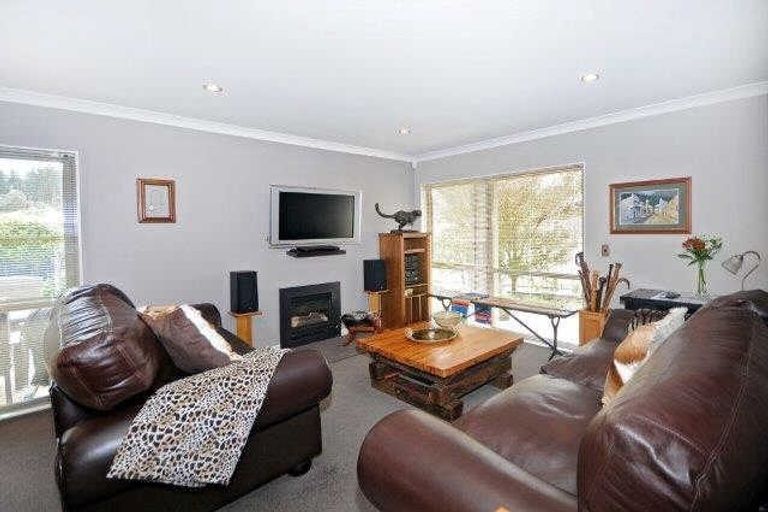 Photo of property in 46 Waterstone Avenue, Paraparaumu, 5032