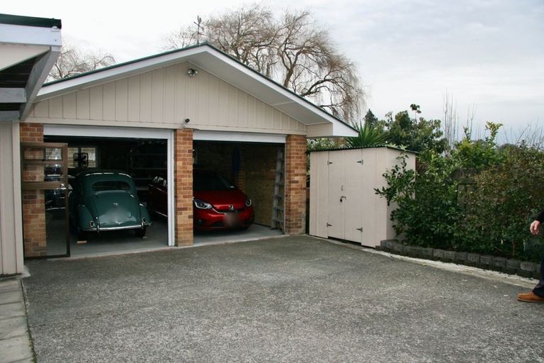 Photo of property in 70 Great South Road, Huntly, 3700