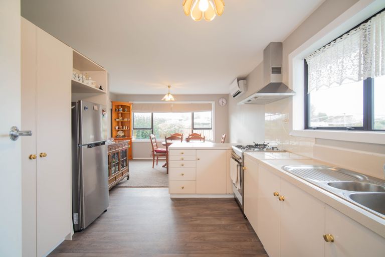 Photo of property in 30 Carbine Place, Sockburn, Christchurch, 8042