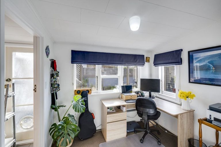 Photo of property in 19 Mcdonald Street, Napier South, Napier, 4110