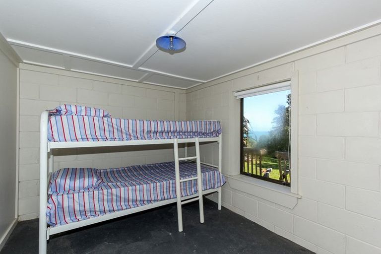 Photo of property in 30 Beach Road, Urenui, 4377