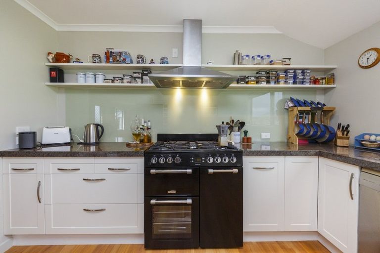 Photo of property in 88 Tokomaru Road East, Tokomaru, Palmerston North, 4474