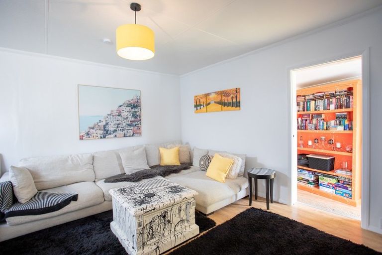 Photo of property in 25 Windsor Street, Terrace End, Palmerston North, 4410