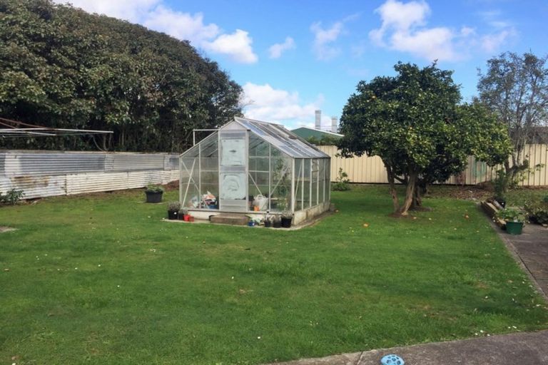 Photo of property in 24 Liverpool Street, Levin, 5510