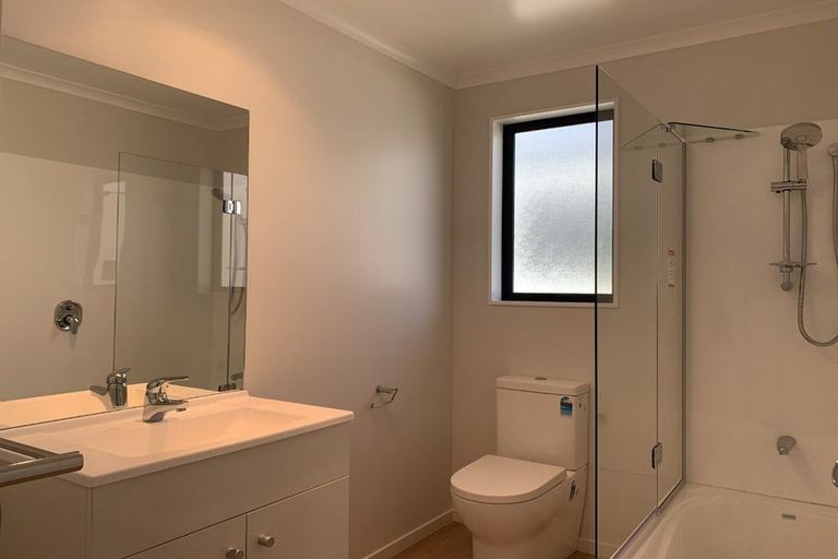 Photo of property in 10b Rosier Road, Glen Eden, Auckland, 0602