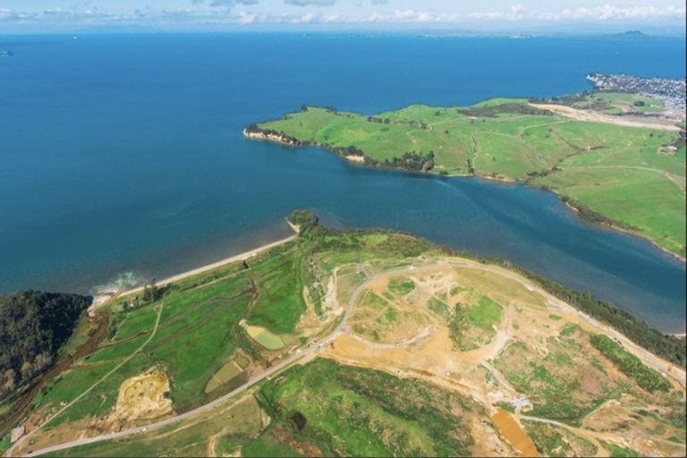 Photo of property in 97 Ahumoana Road, Okura Bush, Silverdale, 0794