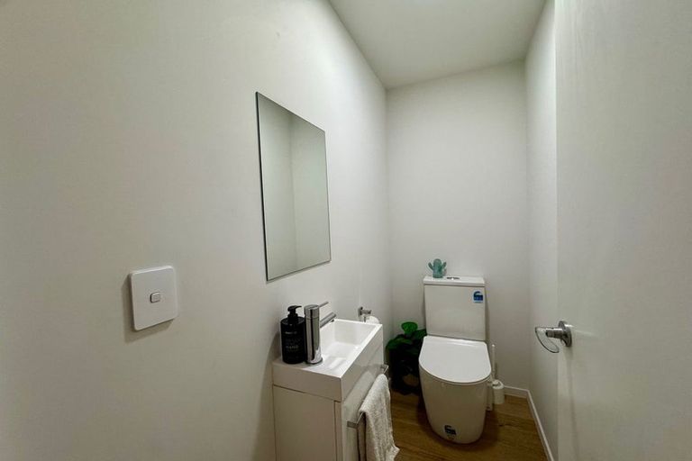 Photo of property in 2/20 Ballinger Place, Carterton, 5713