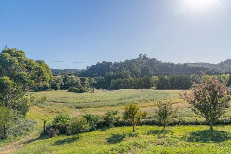 Photo of property in 1878 The 309 Road, Kaimarama, Whitianga, 3591