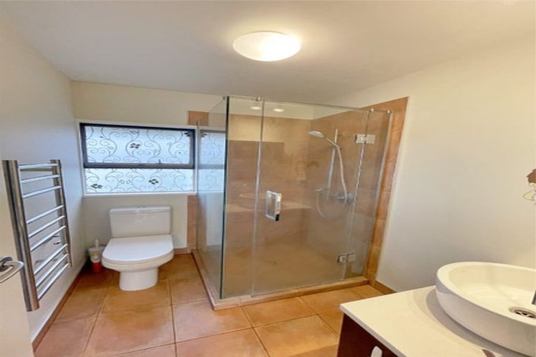 Photo of property in 19 Mcinnes Place, Queenwood, Hamilton, 3210