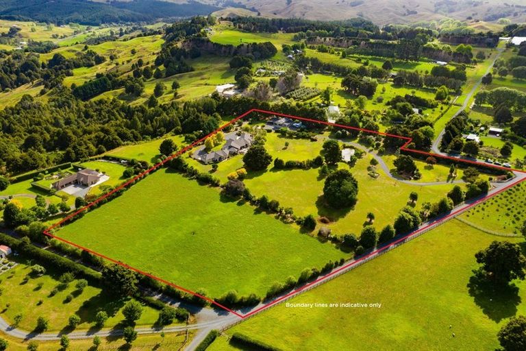 Photo of property in 4 Kohura Way, Maungatapere, Whangarei, 0179