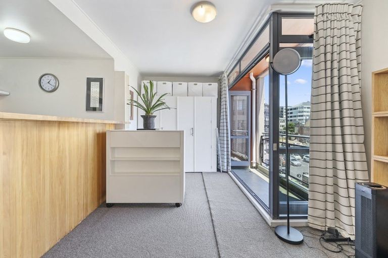 Photo of property in Hannahs Corner, 33/8 Leeds Street, Te Aro, Wellington, 6011