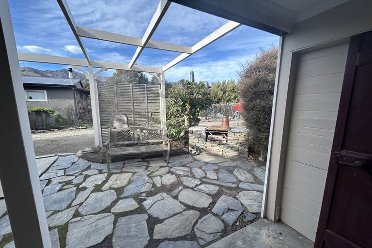 Photo of property in 542 Camp Hill Road, Hawea Flat, Wanaka, 9382