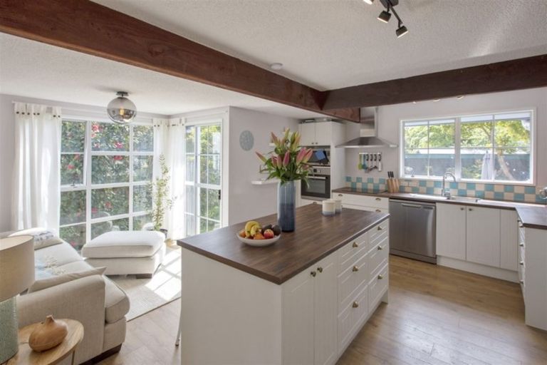 Photo of property in 35 Campbell Street, Sumner, Christchurch, 8081