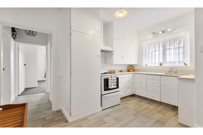 Photo of property in 1/217 Barrington Street, Somerfield, Christchurch, 8024