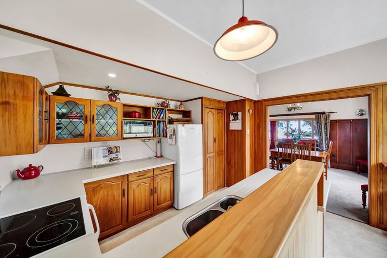 Photo of property in 132 Pendarves Street, New Plymouth, 4312