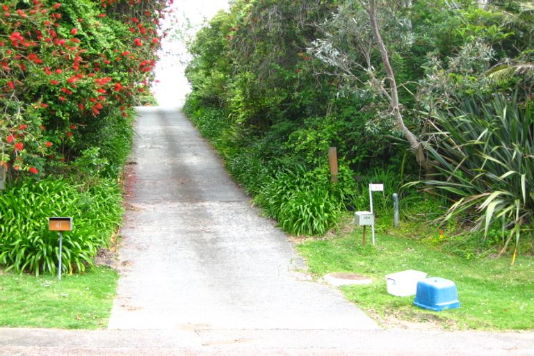 Photo of property in 39a Everard Avenue, Army Bay, Whangaparaoa, 0930