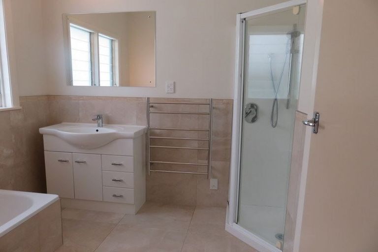 Photo of property in 99 Havelock Road, Havelock North, 4130