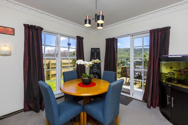 Photo of property in 3 Lord Street, Stokes Valley, Lower Hutt, 5019