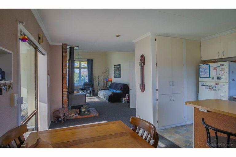 Photo of property in 5 Main Road, Pleasant Point, 7903