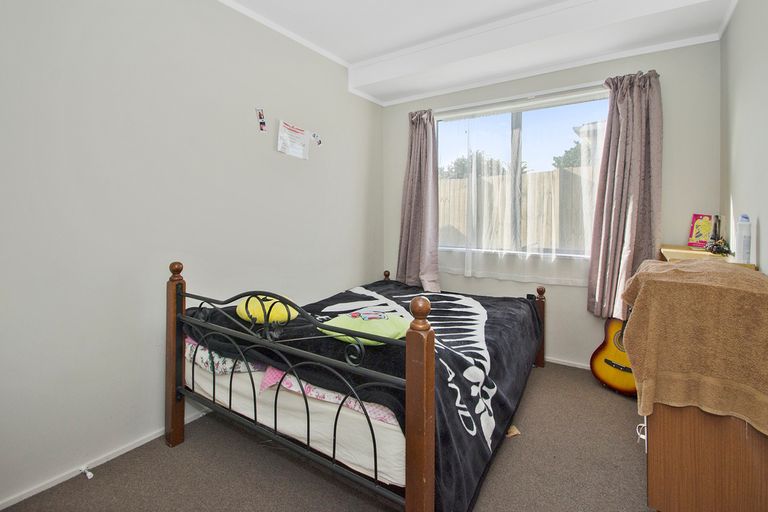 Photo of property in 12b Oratu Place, Manurewa, Auckland, 2102
