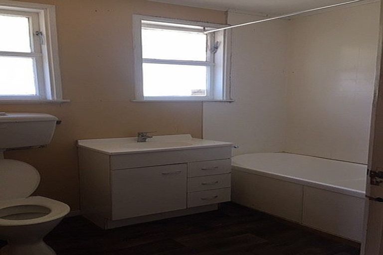 Photo of property in 124a Great South Road, Ngaruawahia, 3720