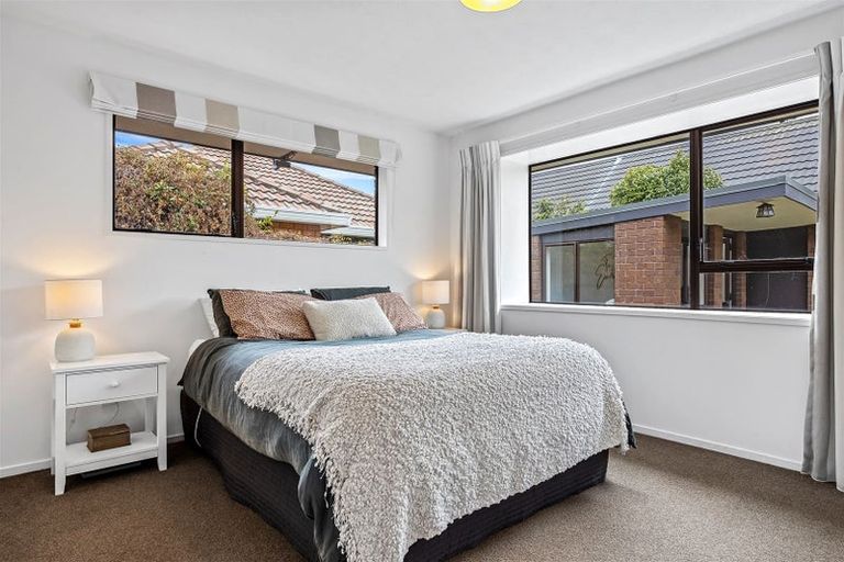 Photo of property in 19 Rubens Place, Burnside, Christchurch, 8053