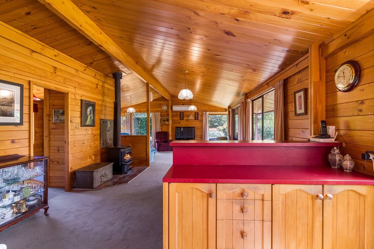 Photo of property in 585 Hamurana Road, Hamurana, Rotorua, 3097