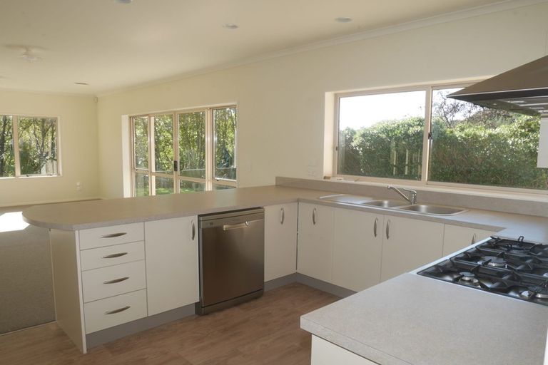 Photo of property in 120 Maui Pomare Road, Nikau Valley, Paraparaumu, 5032