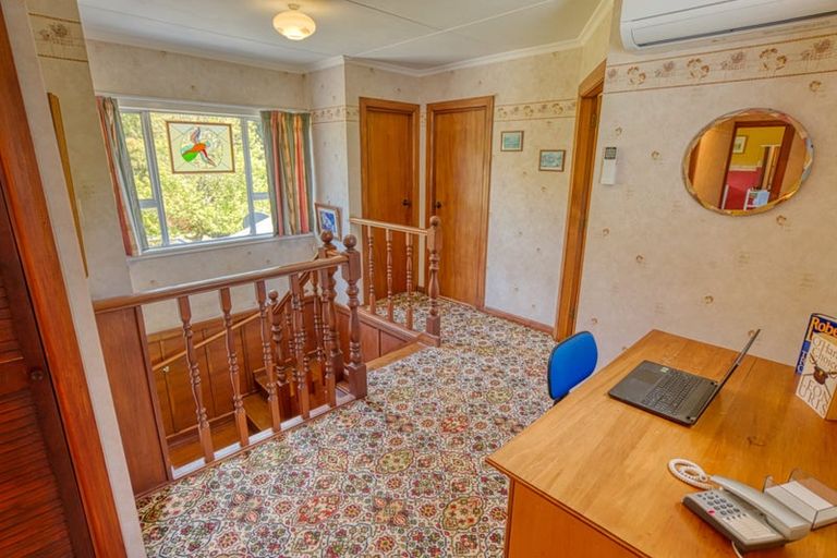 Photo of property in 19 Baty Place, Coal Creek, Greymouth, 7802