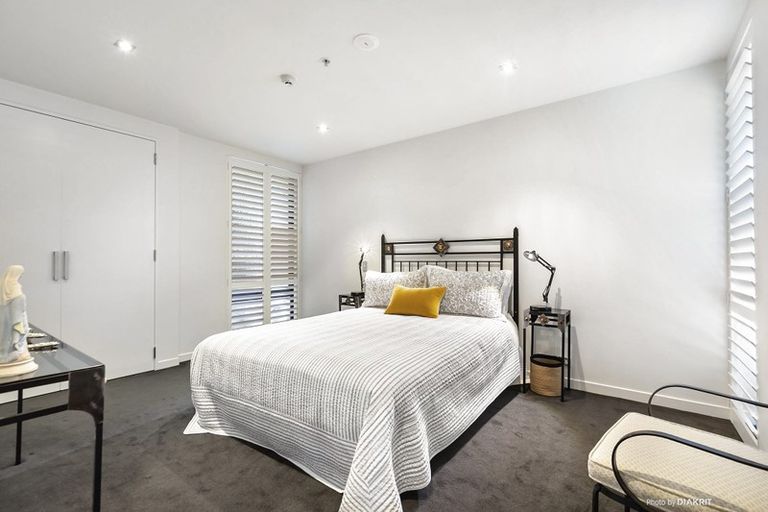 Photo of property in 1w/150 Oriental Parade, Oriental Bay, Wellington, 6011