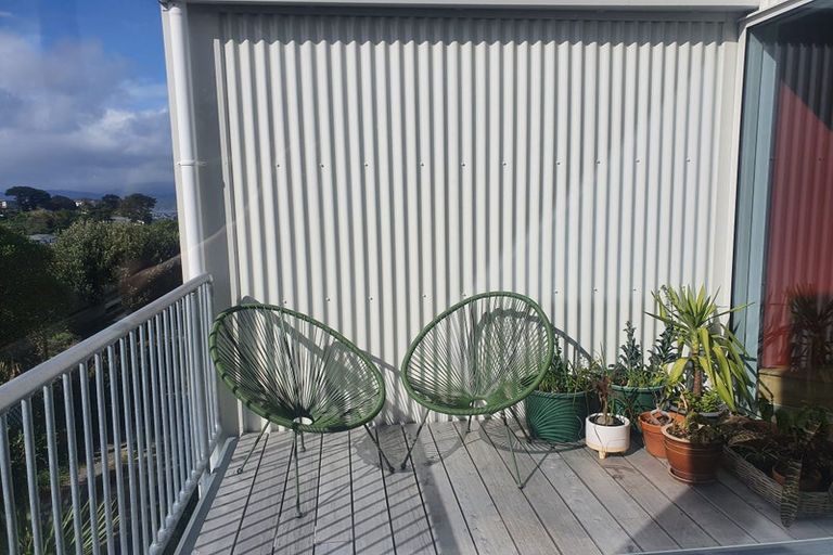 Photo of property in 3/27 Buckley Road, Southgate, Wellington, 6023