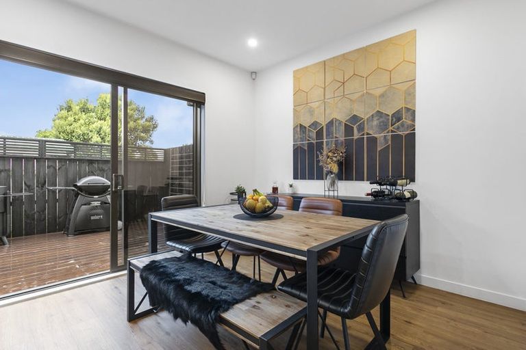 Photo of property in 74b Mckenzie Road, Mangere Bridge, Auckland, 2022