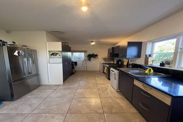 Photo of property in 25 Pembroke Road, Northland, Wellington, 6012