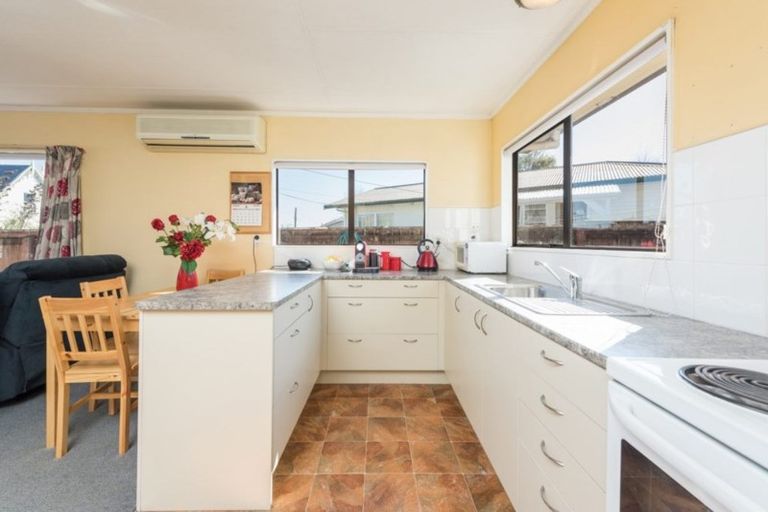 Photo of property in 27 Ranui Road, Stoke, Nelson, 7011