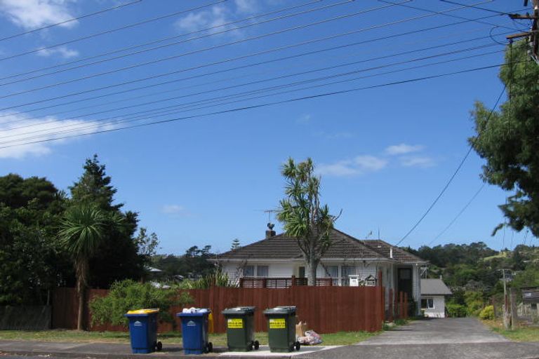 Photo of property in 2/89 Verbena Road, Birkdale, Auckland, 0626